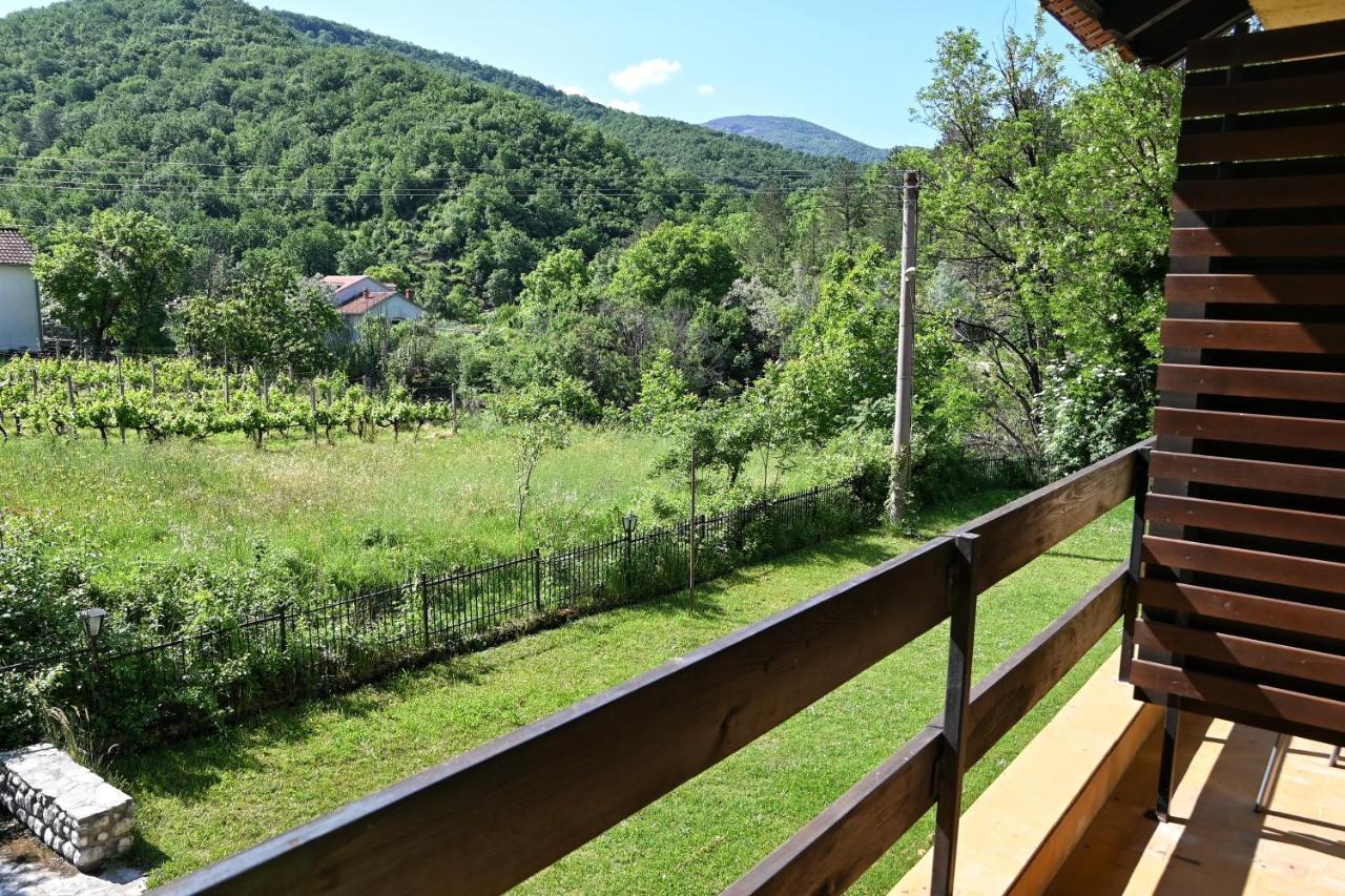 Jazina Hotel Требине Екстериор снимка